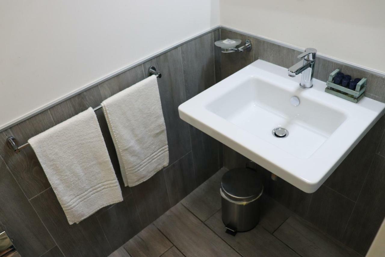 Etruska Porta Pia Guesthouse Rome Buitenkant foto